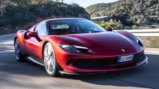 Ferrari piyasa değerindeki yükseliş dikkat çekti